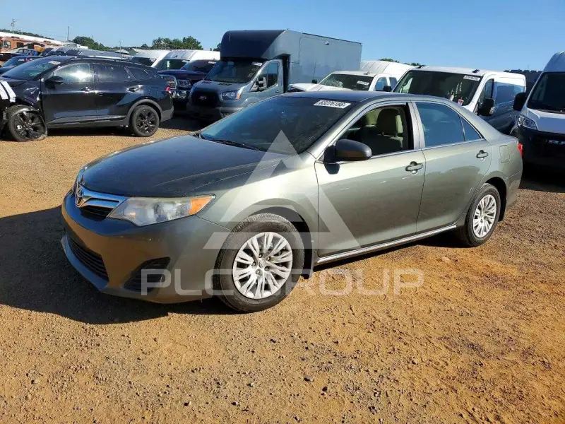 2012 Toyota CAMRY фото