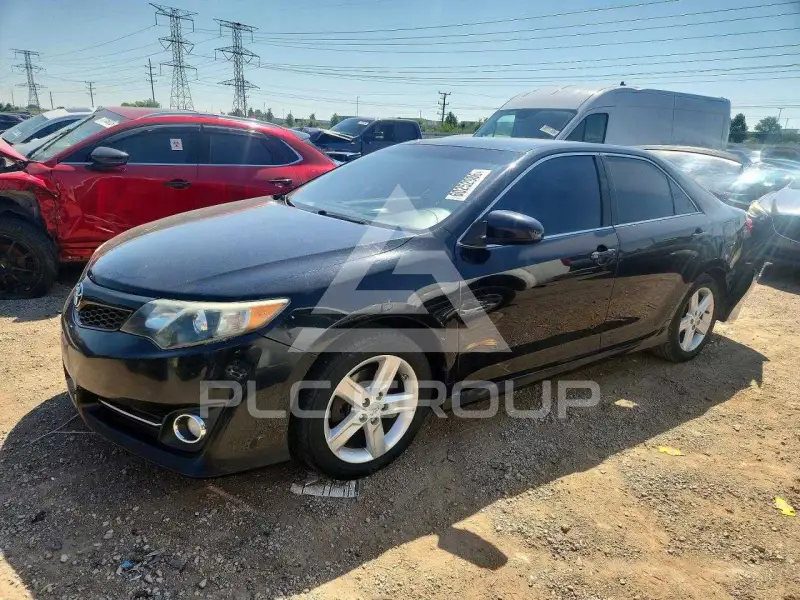 2012 Toyota CAMRY фото