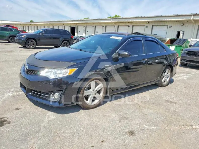 2012 Toyota CAMRY фото