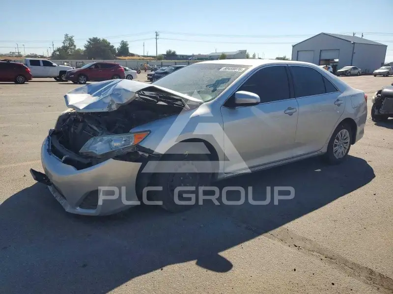 2012 Toyota CAMRY фото