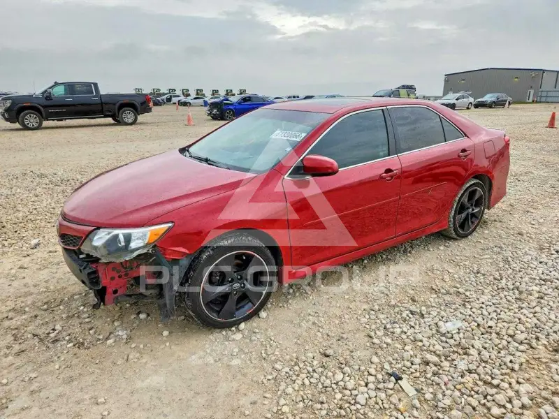 2012 Toyota CAMRY фото