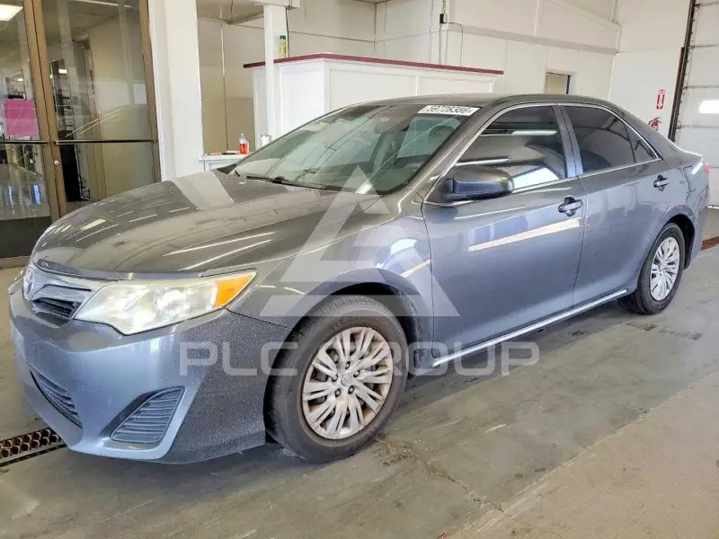 2012 Toyota CAMRY фото