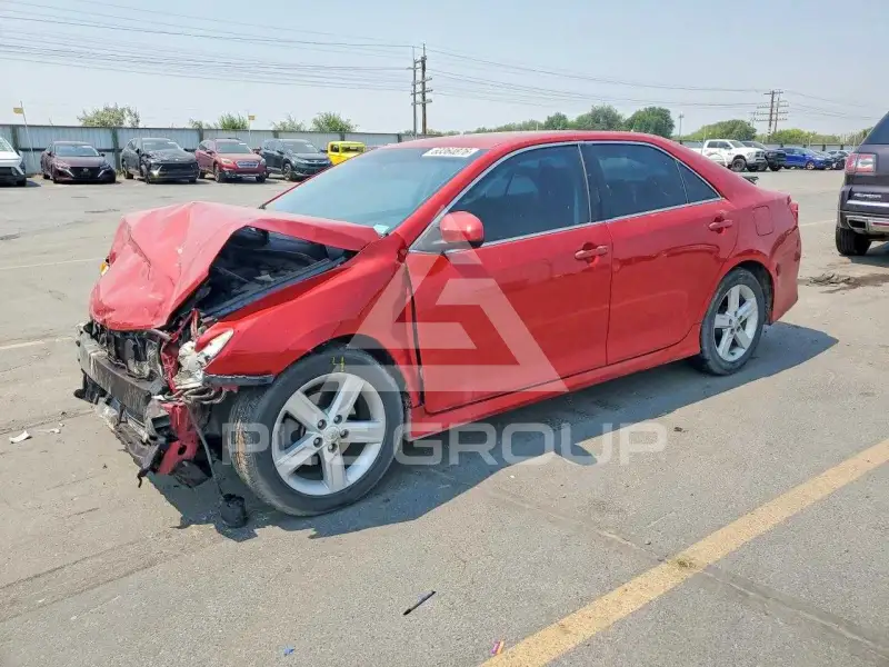 2012 Toyota CAMRY фото
