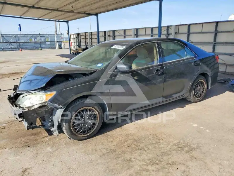 2012 Toyota CAMRY фото