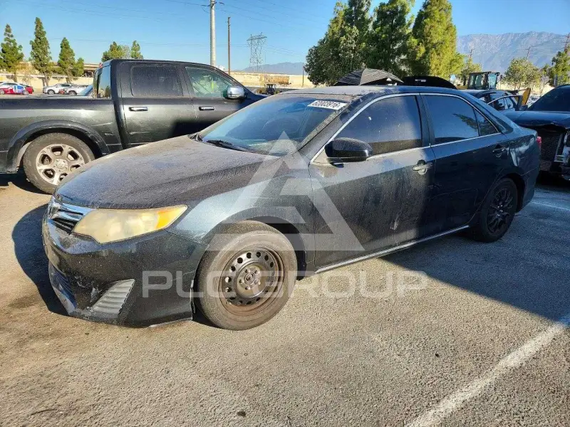 2012 Toyota CAMRY фото