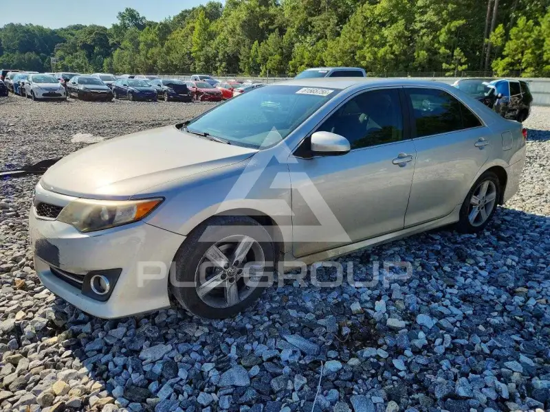 2012 Toyota CAMRY фото
