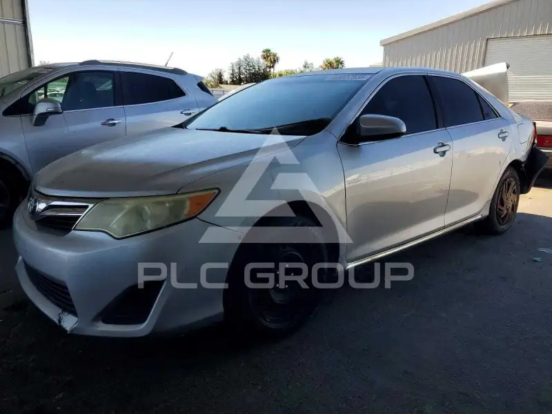 2012 Toyota CAMRY фото
