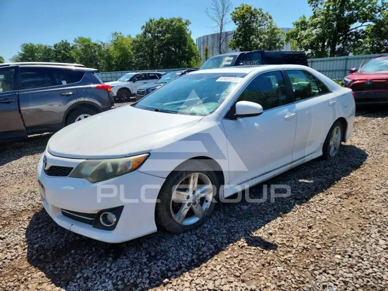 2012 Toyota CAMRY photo