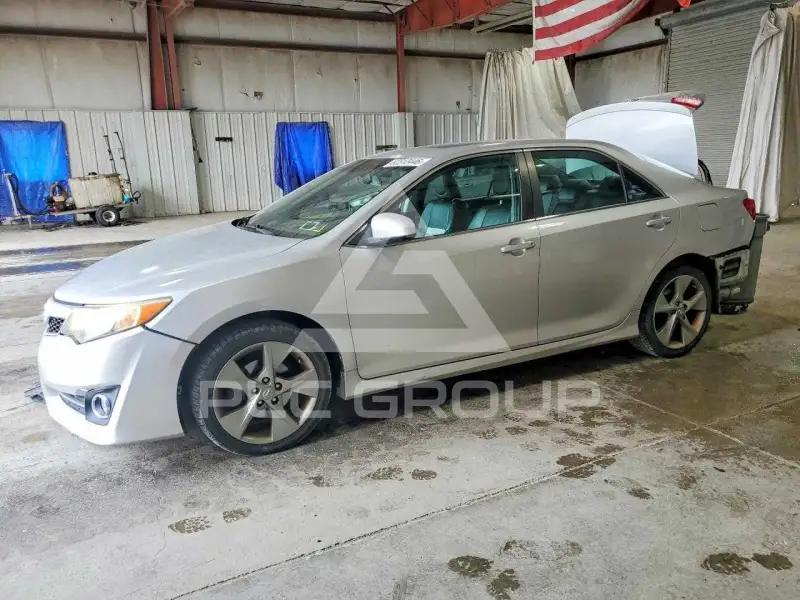 2012 Toyota CAMRY фото