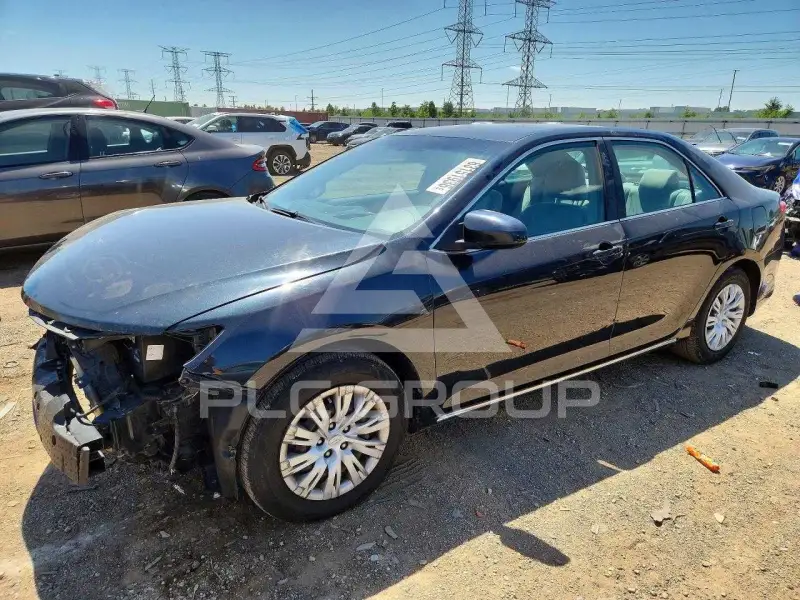 2012 Toyota CAMRY фото