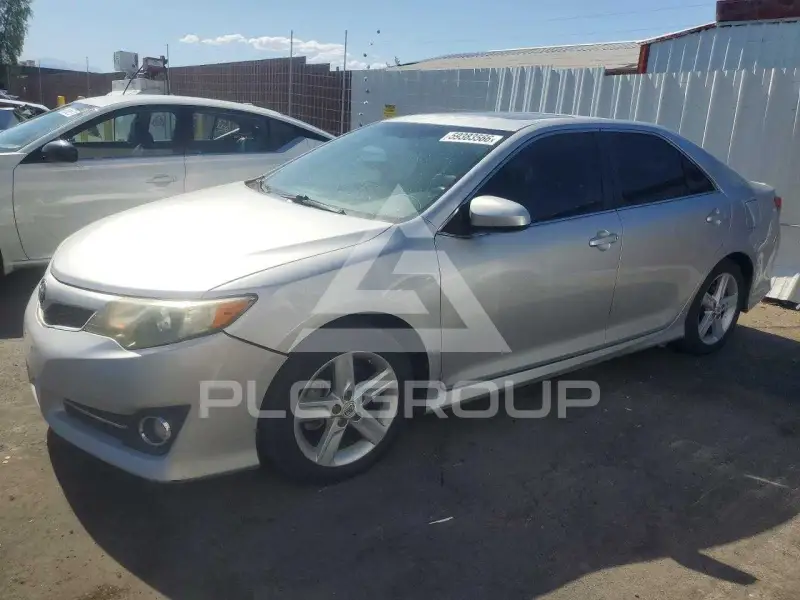 2012 Toyota CAMRY фото