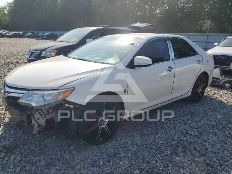 2012 Toyota CAMRY фото