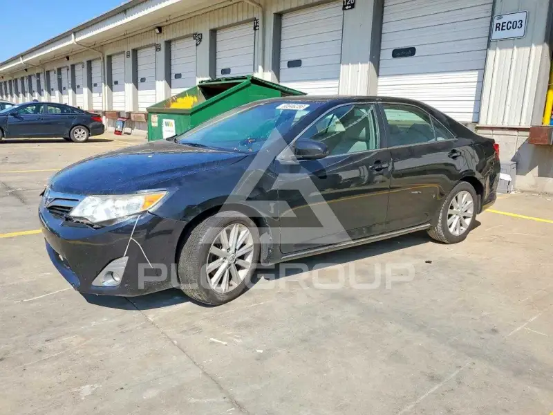 2012 Toyota CAMRY фото
