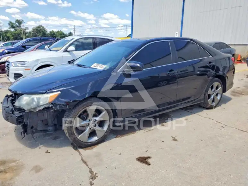 2012 Toyota CAMRY фото