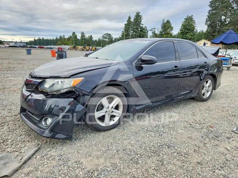 2012 Toyota CAMRY фото