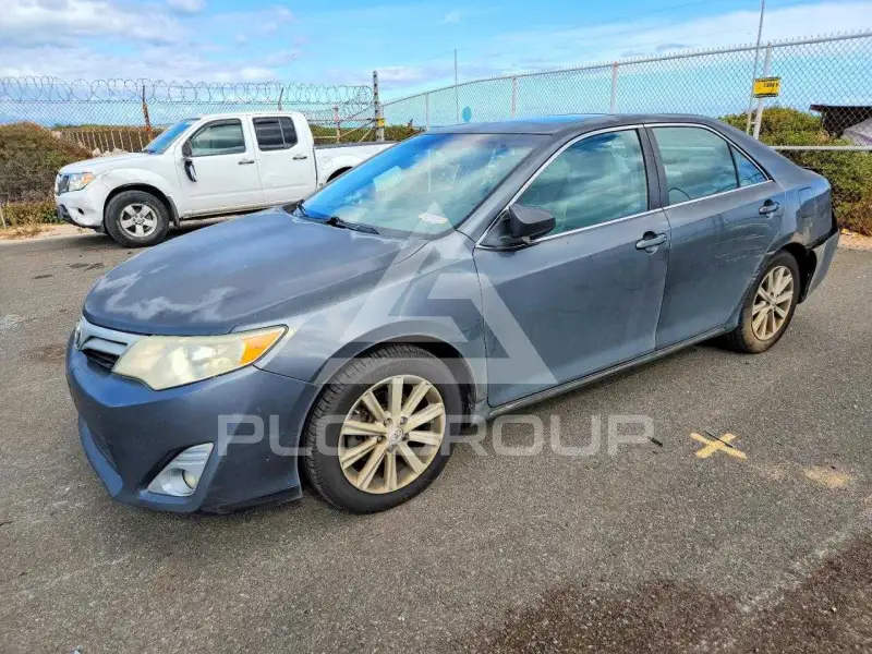 2012 Toyota CAMRY фото