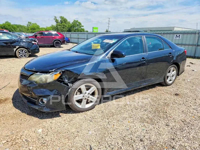 2012 Toyota CAMRY фото