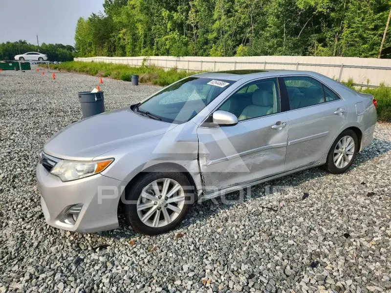 2012 Toyota CAMRY фото