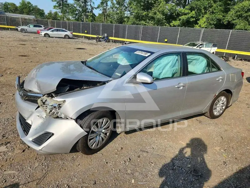 2012 Toyota CAMRY photo