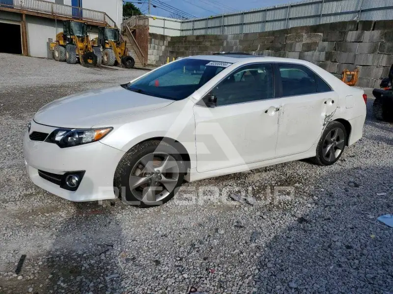 2012 Toyota CAMRY фото