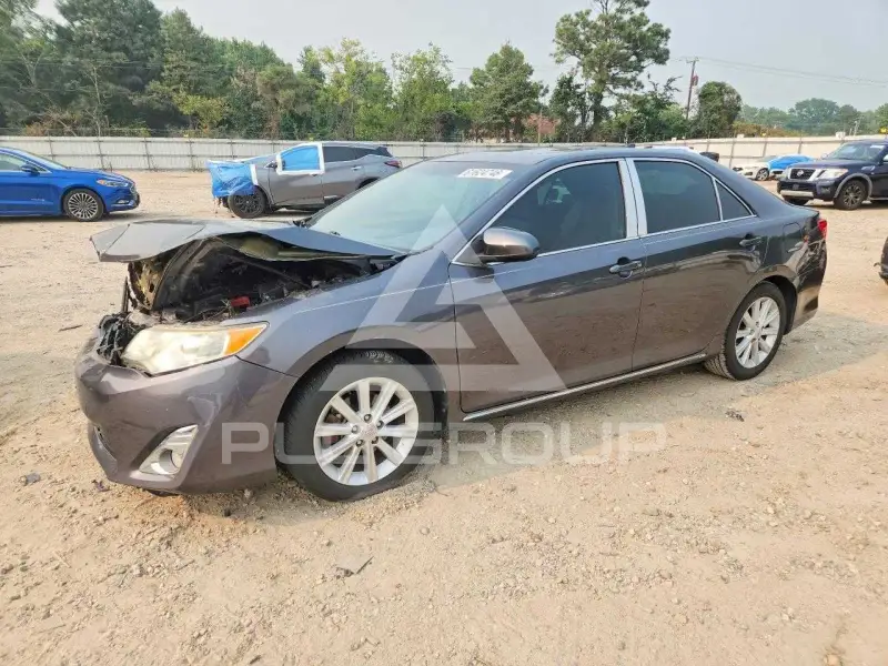 2012 Toyota CAMRY фото