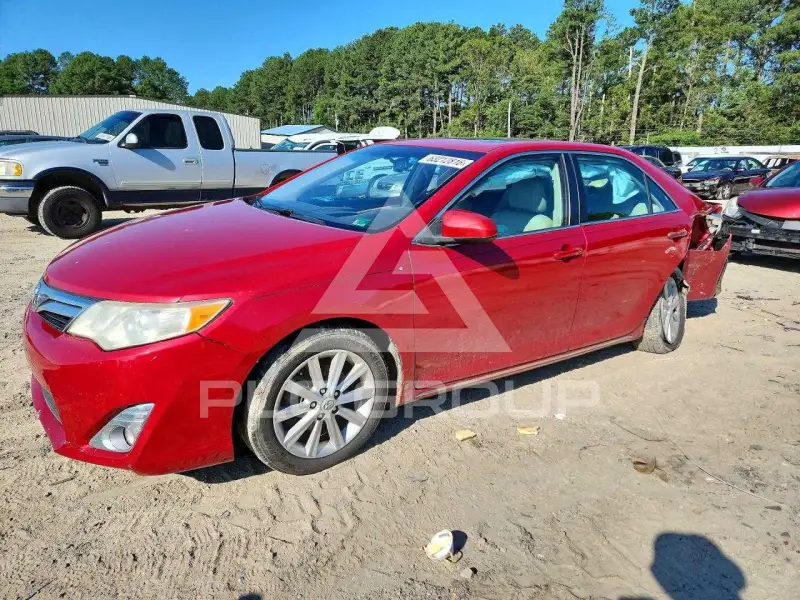 2012 Toyota CAMRY фото