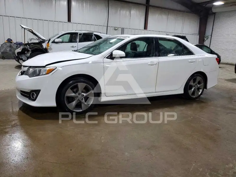 2012 Toyota CAMRY photo
