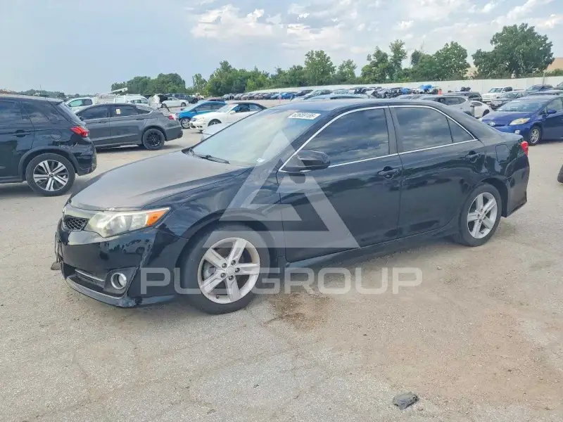 2012 Toyota CAMRY фото