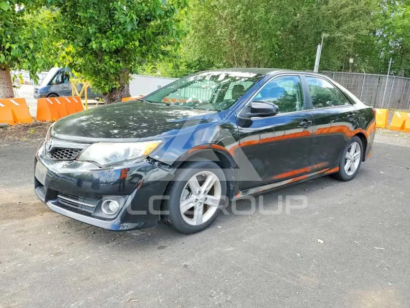 2012 Toyota CAMRY фото
