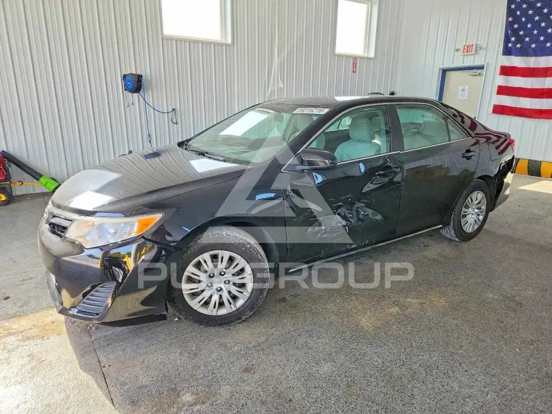2012 Toyota CAMRY фото