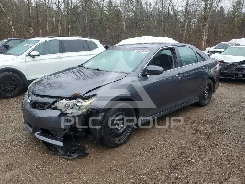 2012 Toyota CAMRY фото