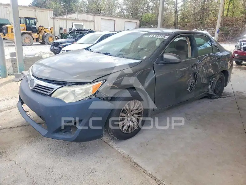 2012 Toyota CAMRY photo