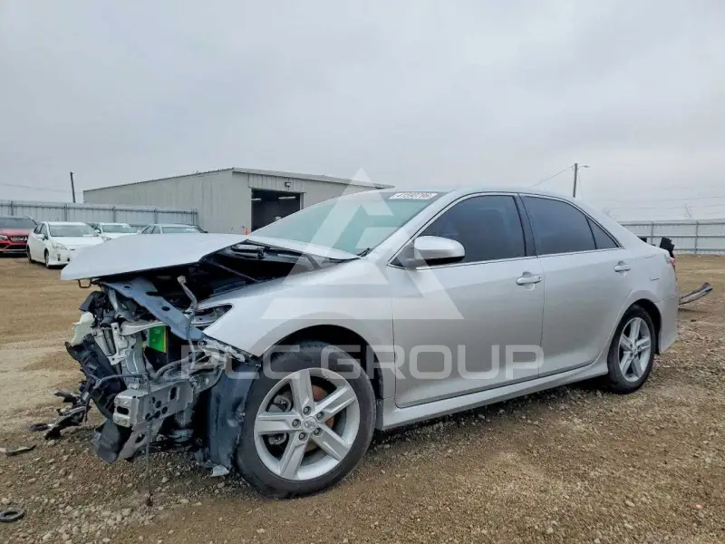 2012 Toyota CAMRY photo
