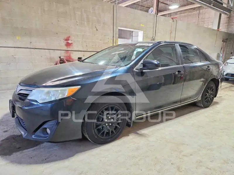 2012 Toyota CAMRY фото