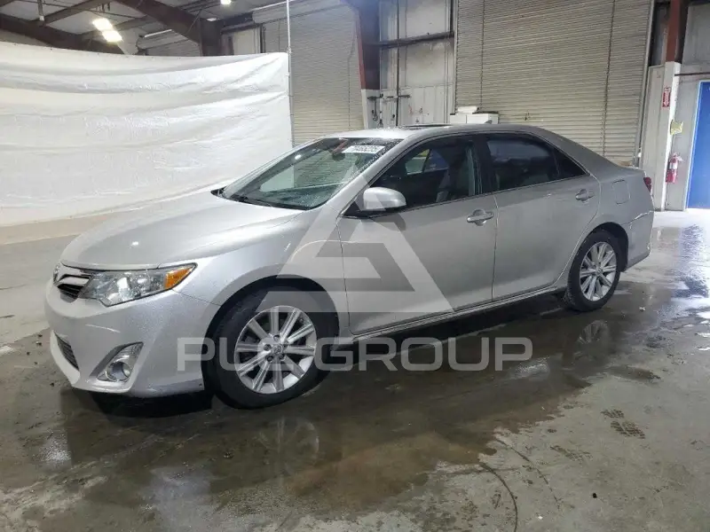 2012 Toyota CAMRY фото