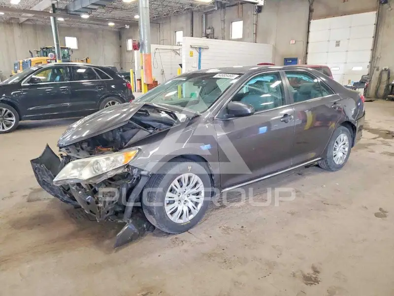 2012 Toyota CAMRY фото
