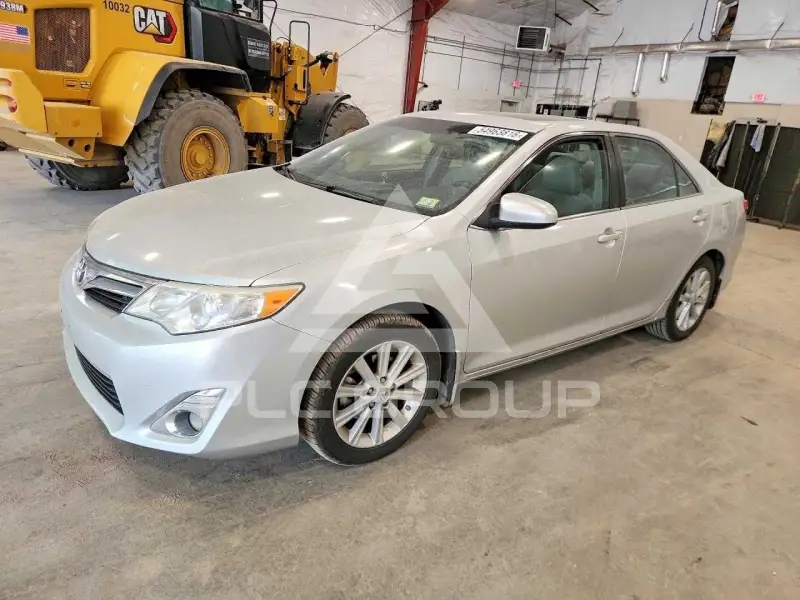 2012 Toyota CAMRY фото