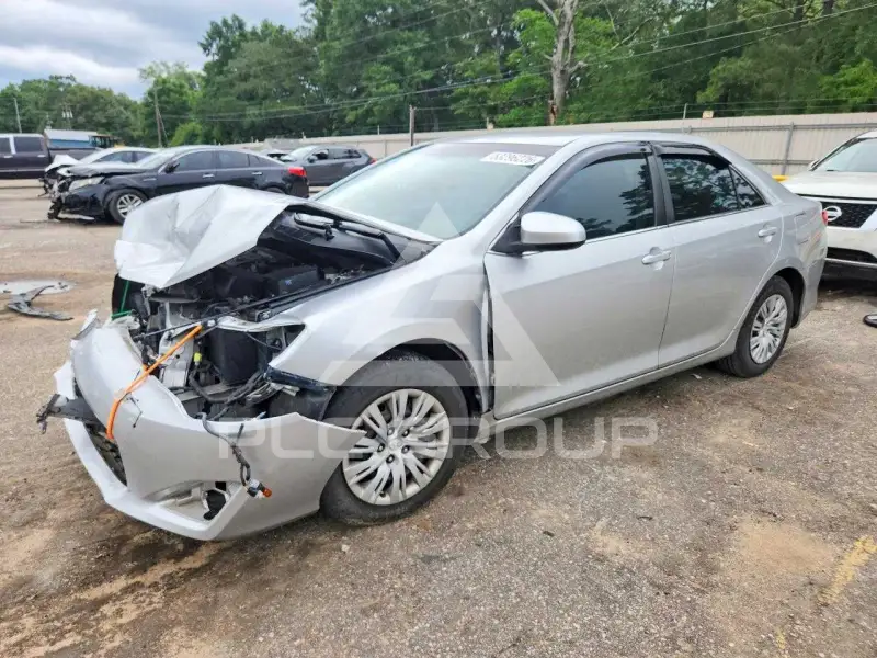 2012 Toyota CAMRY фото
