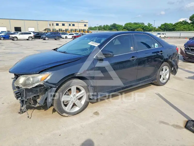 2012 Toyota CAMRY фото