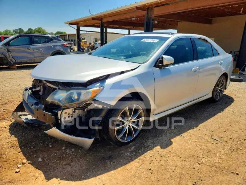 2012 Toyota CAMRY фото