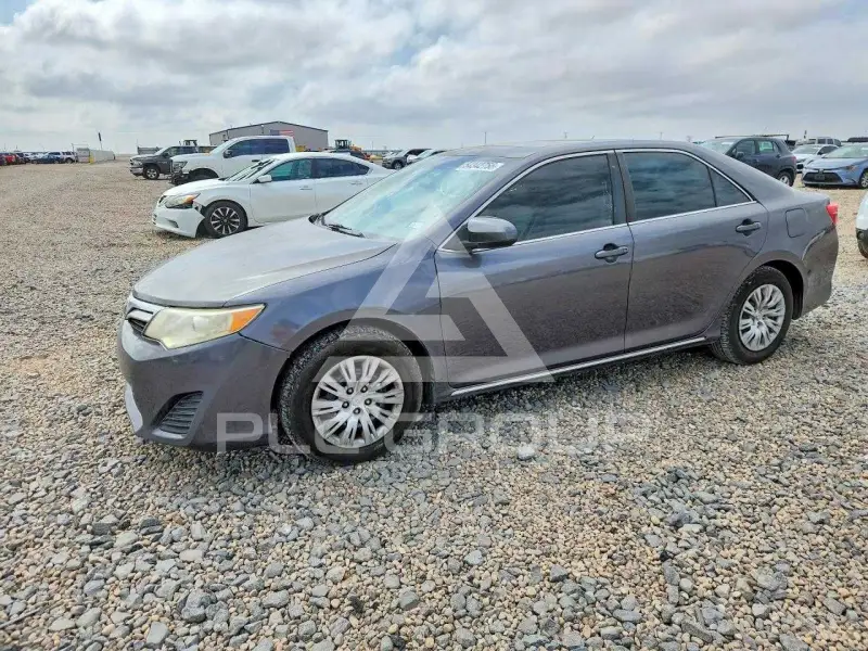 2012 Toyota CAMRY фото