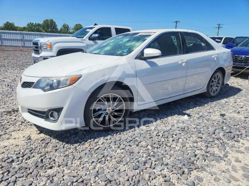2012 Toyota CAMRY фото
