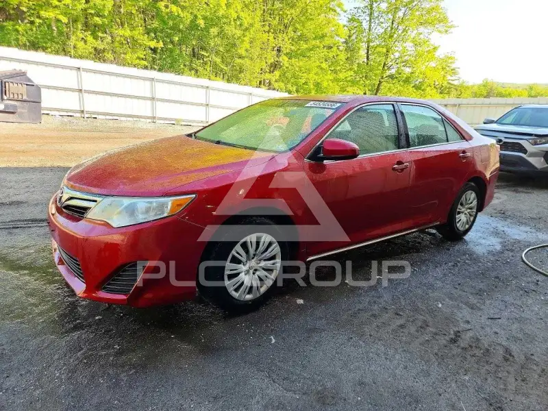 2012 Toyota CAMRY фото