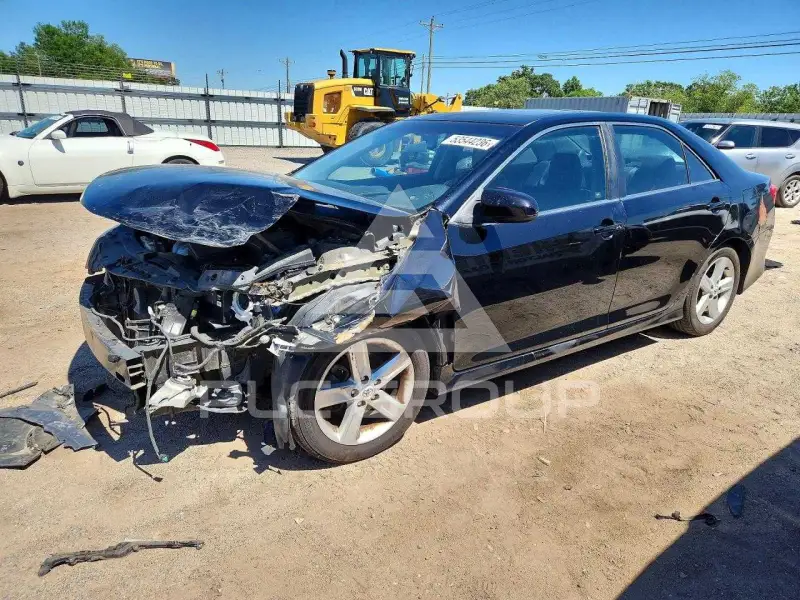 2012 Toyota CAMRY фото