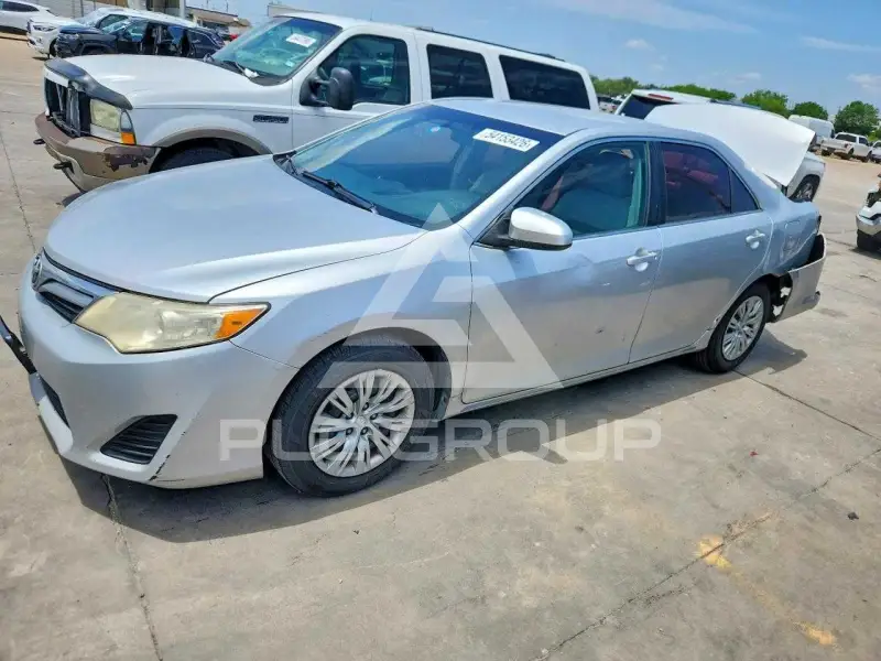 2012 Toyota CAMRY фото