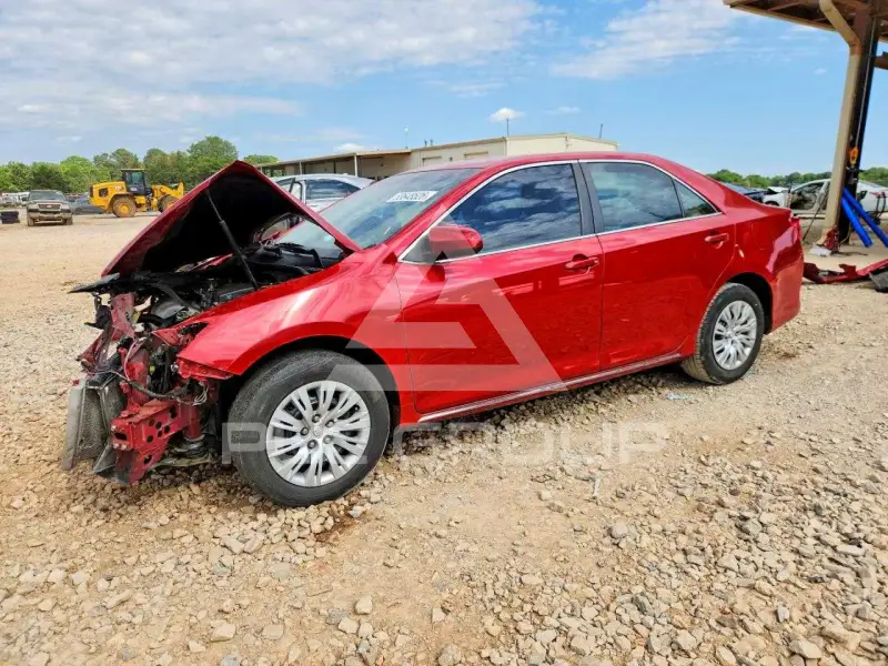 2012 Toyota CAMRY фото