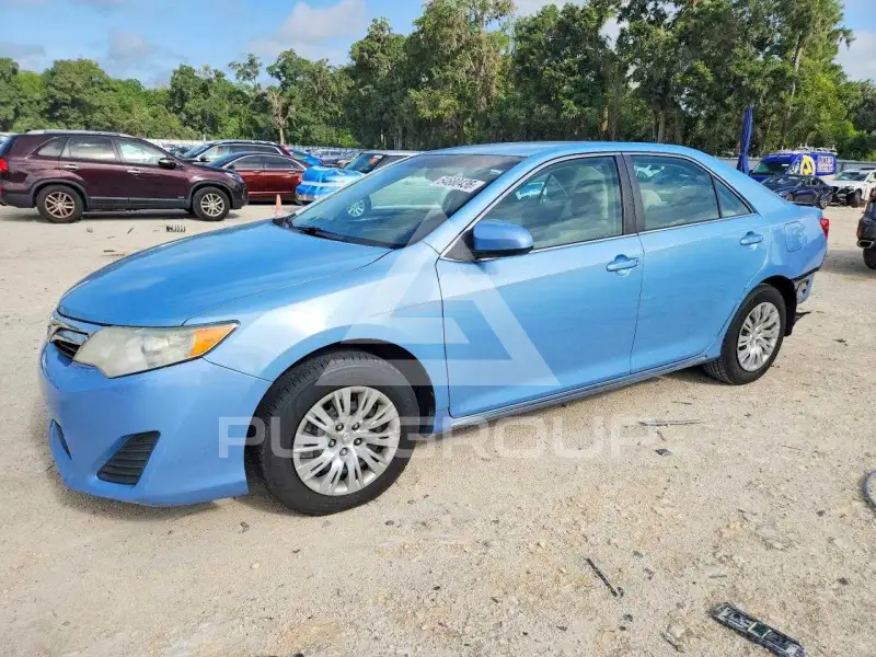 2012 Toyota CAMRY фото