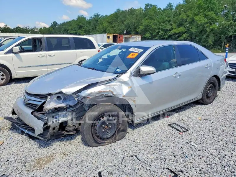 2012 Toyota CAMRY photo