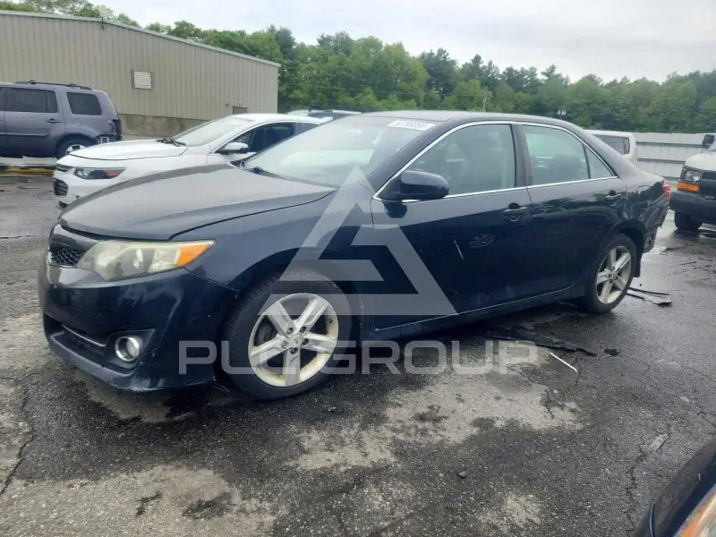 2012 Toyota CAMRY фото