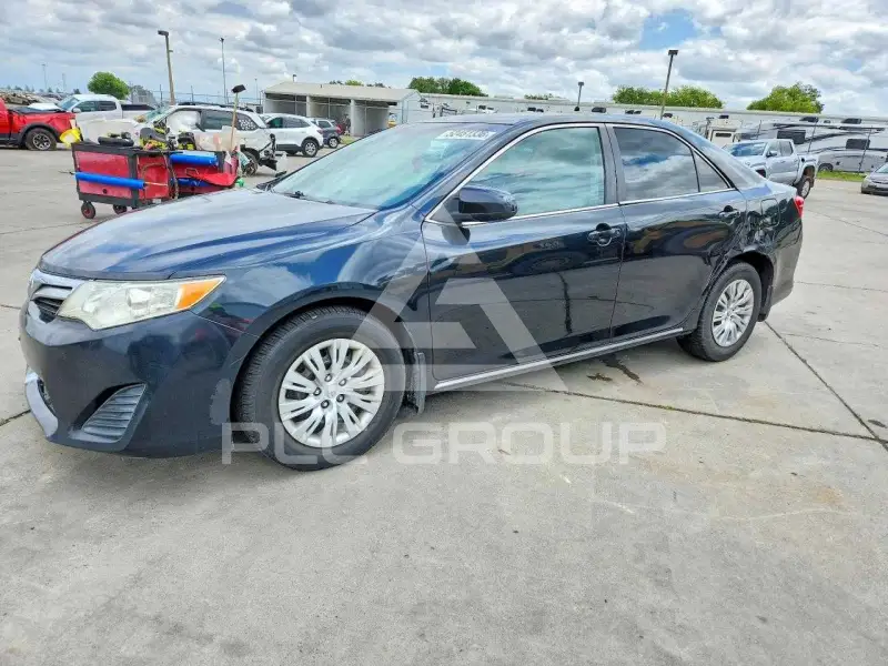 2012 Toyota CAMRY фото